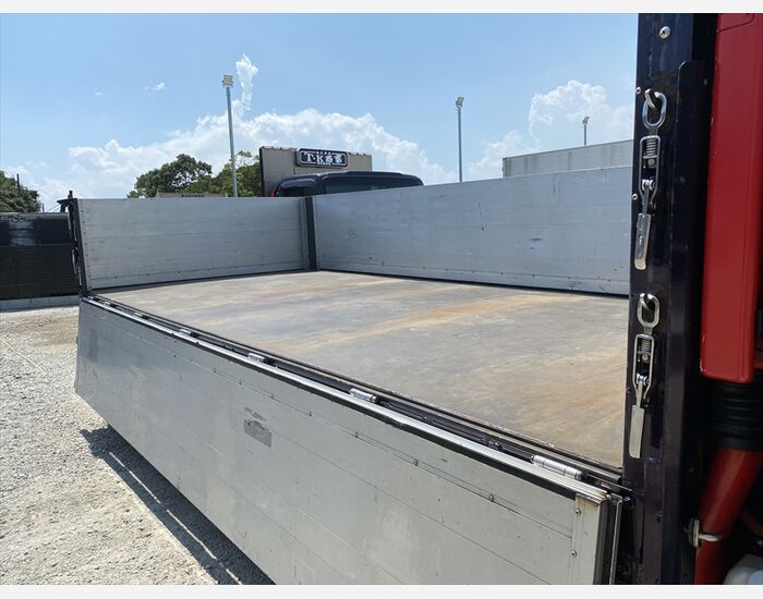 中型平ボディ③　荷台_R